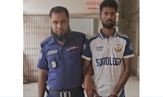 ফেসবুকে জাইমা রহমানকে নিয়ে আপত্তিকর পোস্ট, কলেজছাত্র গ্রেফতার